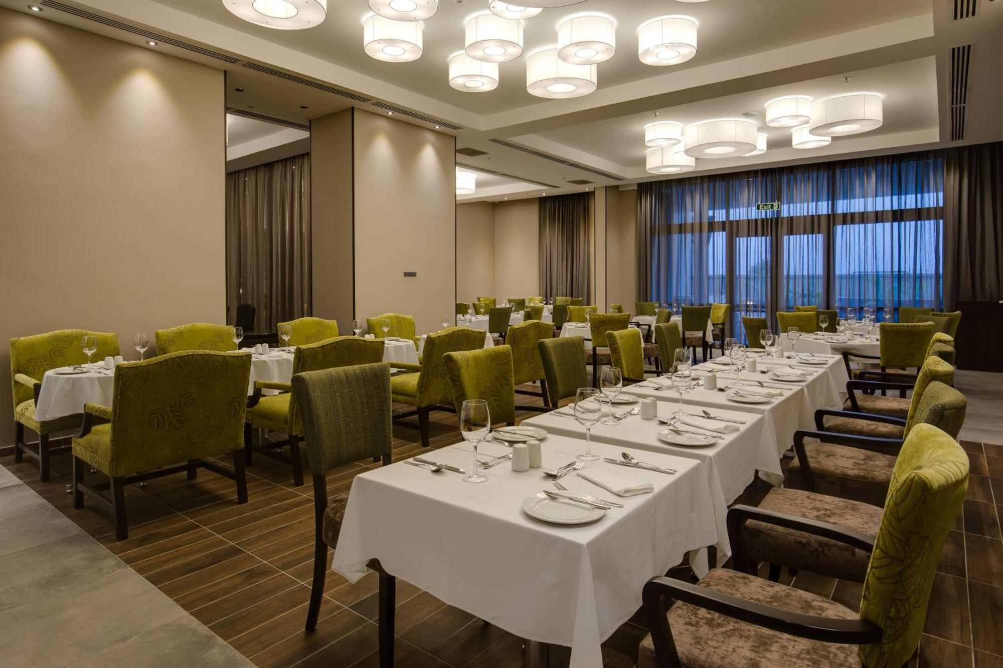 Protea Hotel By Marriott Owerri Select Exterior photo