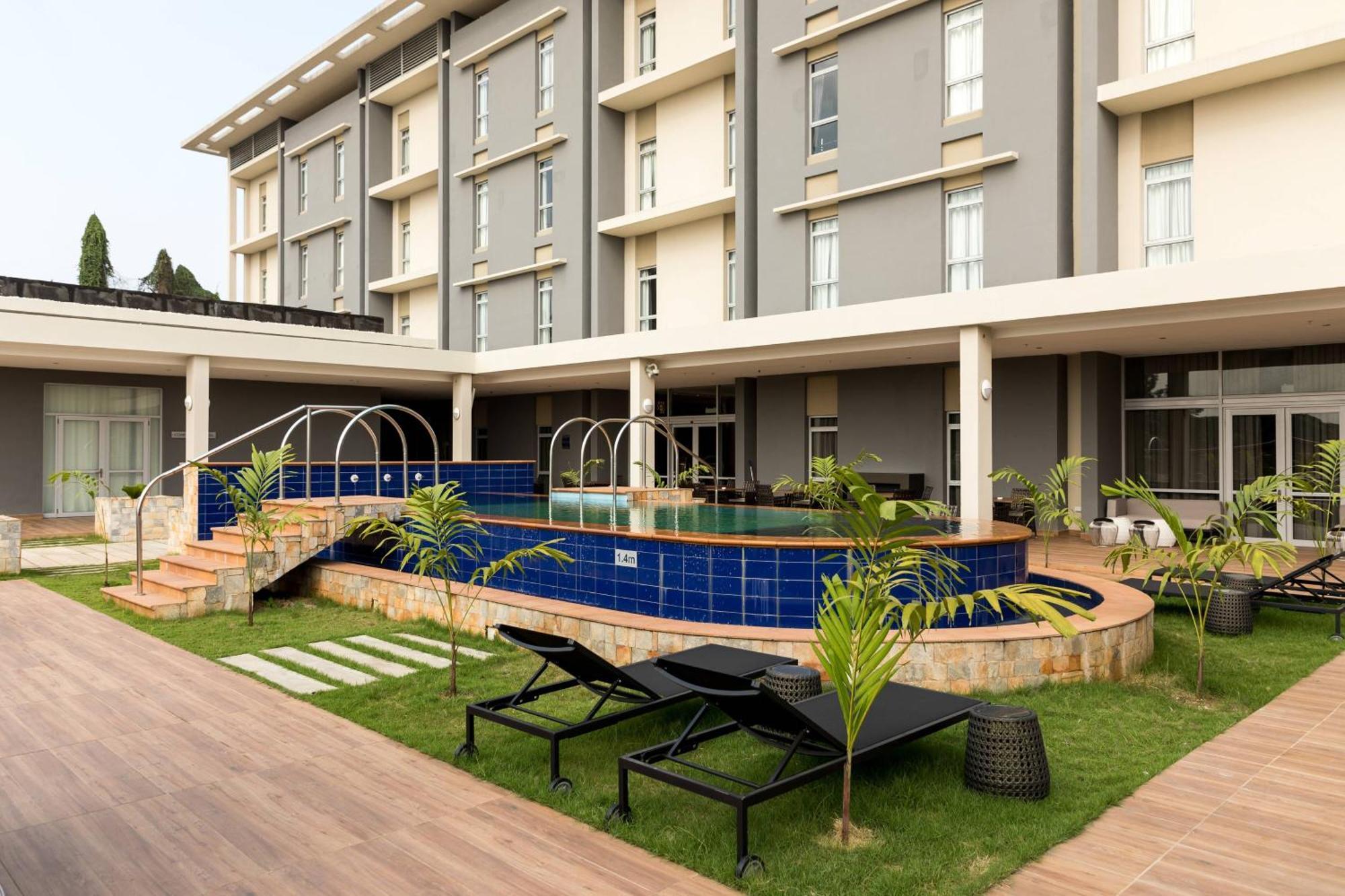 Protea Hotel By Marriott Owerri Select Exterior photo